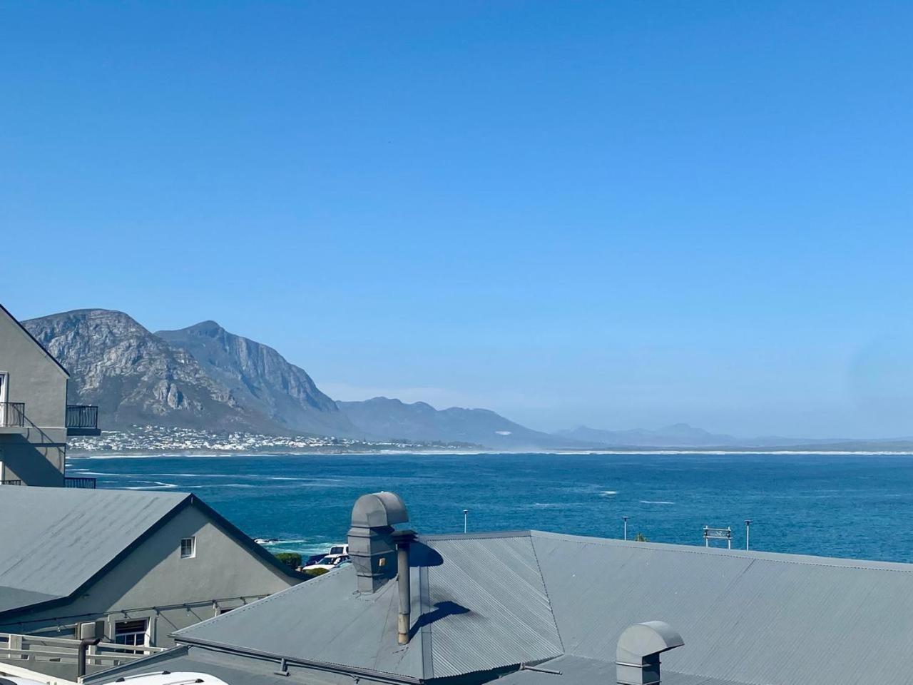 Hermanus Waterfront Apartment Exteriör bild
